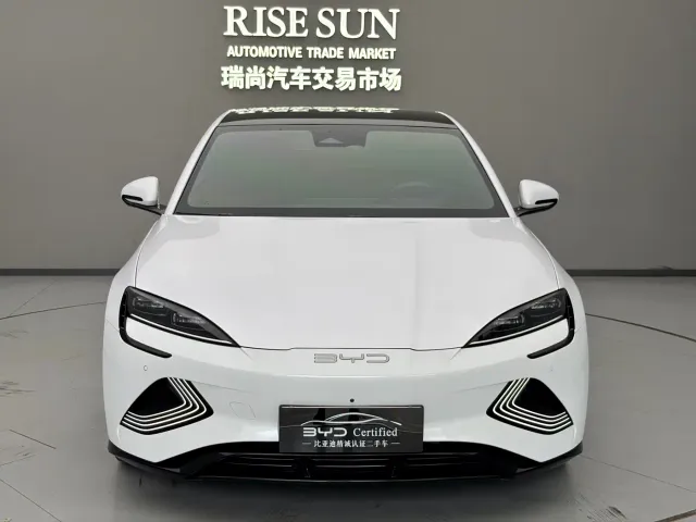 BYD Seal — Фото автомобиля 2