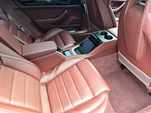 Porsche Panamera — Фото автомобиля 17