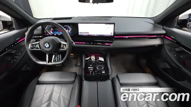 BMW 5 Series G60 — Фото автомобиля 10