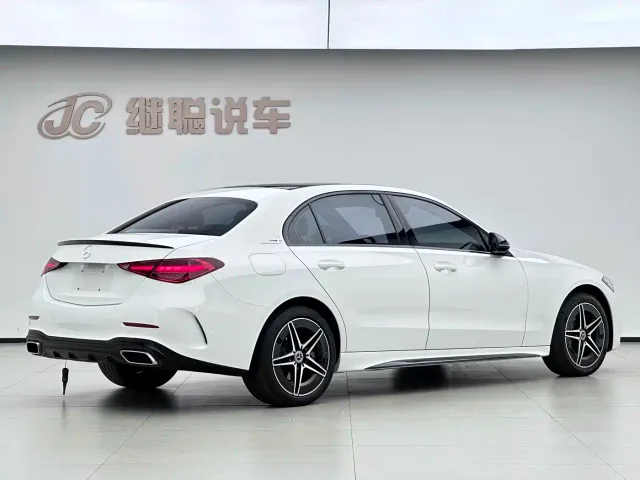 Mercedes-Benz C-Class — Фото автомобиля 4