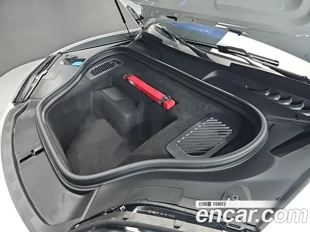 Porsche Macan — Фото автомобиля 6