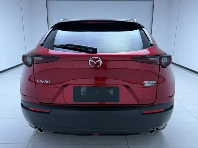 Mazda CX-30 — Фото автомобиля 5