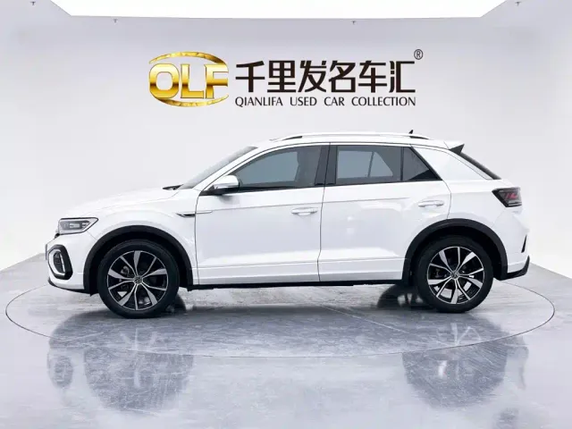 Volkswagen T-Roc — Фото автомобиля 7
