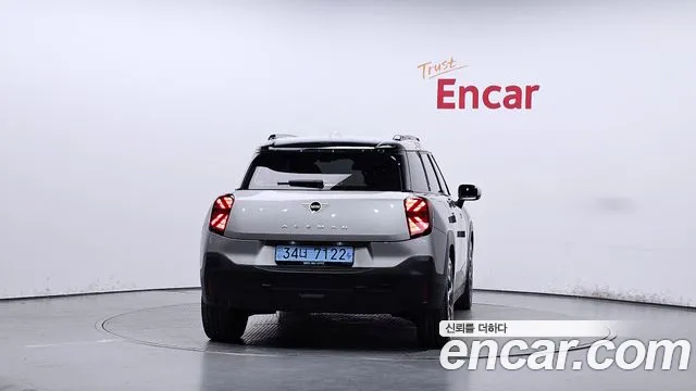 MINI Aceman 1st Gen — Фото автомобиля 4