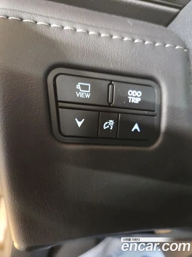 Lexus LX — Фото автомобиля 6