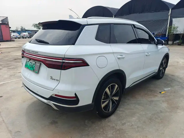 BYD Song Pro — Фото автомобиля 5