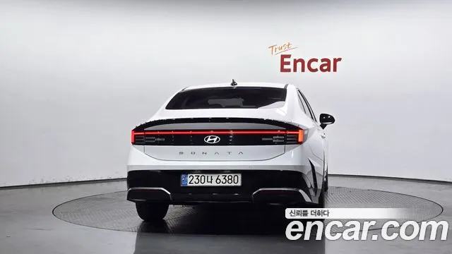Hyundai Sonata — Фото автомобиля 4