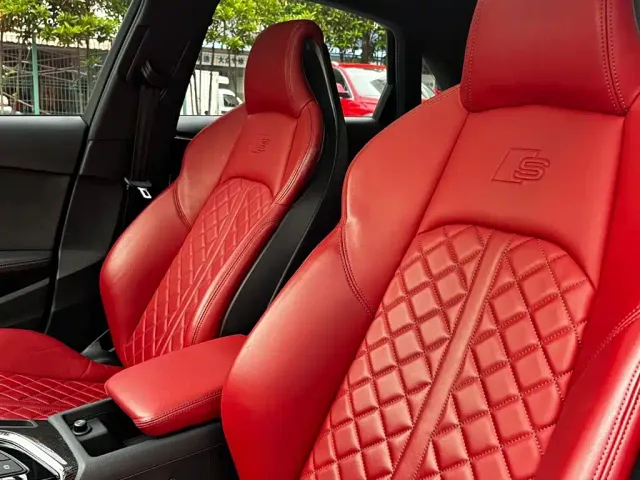 Audi S4 — Фото автомобиля 22