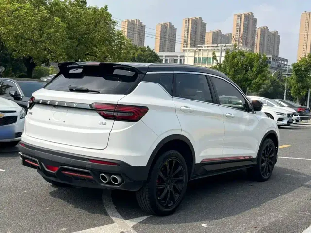 Geely Binyue — Фото автомобиля 6