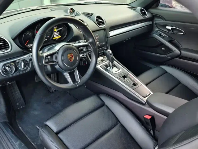 Porsche 718 — Фото автомобиля 4