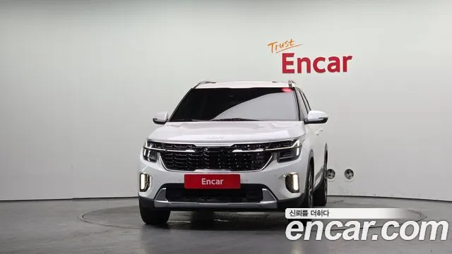 Kia Seltos Новый Seltos Бензин 2.0 2WD — Фото автомобиля 4