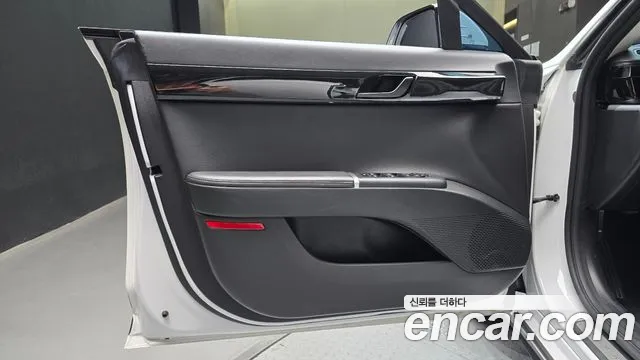 Hyundai Grandeur GN7 — Фото автомобиля 24