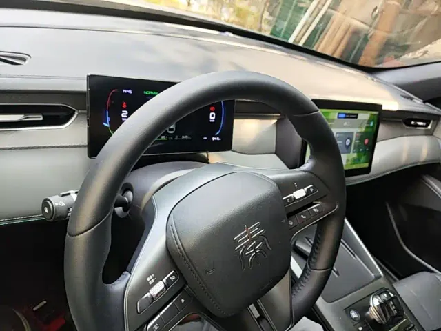 BYD Qin PLUS — Фото автомобиля 9