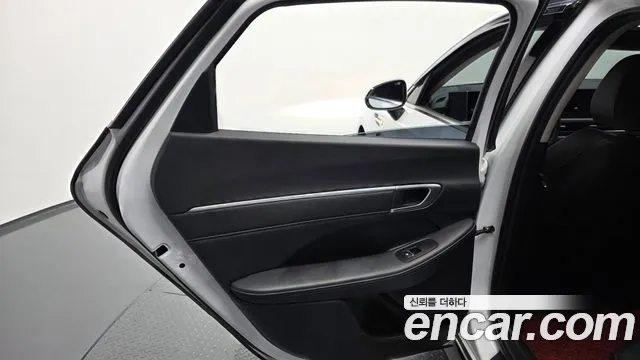Hyundai Sonata Sonata Edge(DN8) 2.0 LPG(Коммерческий) — Фото автомобиля 25