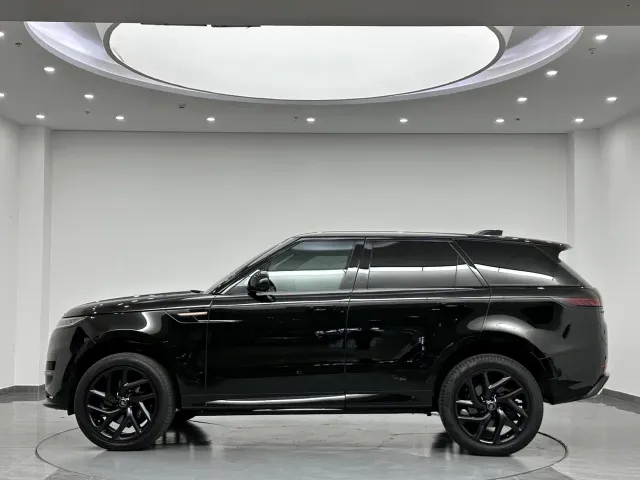 Land Rover Range Rover Sport — Фото автомобиля 4