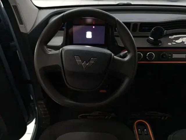 Wuling Hongguang Mini EV — Фото автомобиля 10