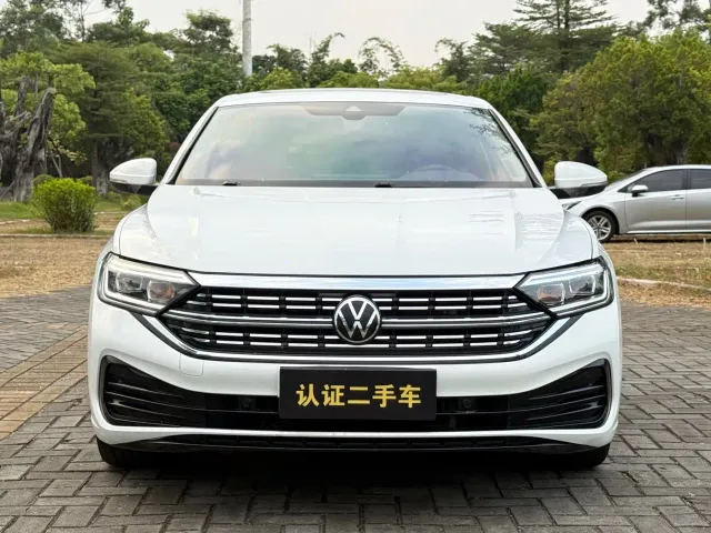 Volkswagen Sagitar — Фото автомобиля 2