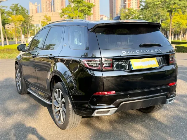 Land Rover Discovery Sport — Фото автомобиля 4