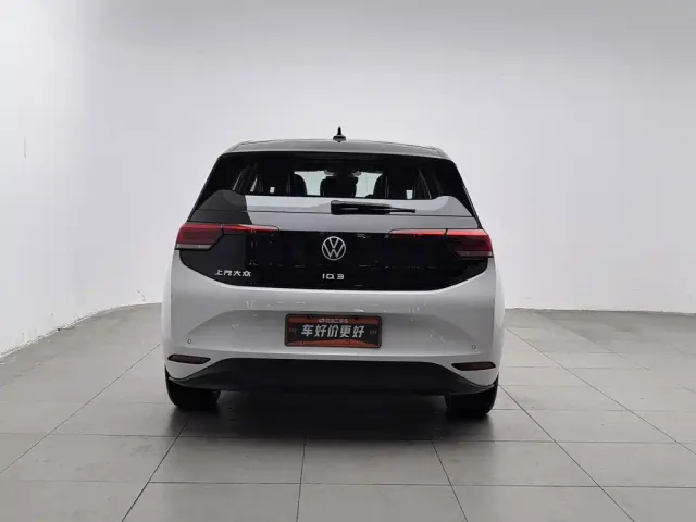 Volkswagen ID.3 — Фото автомобиля 4