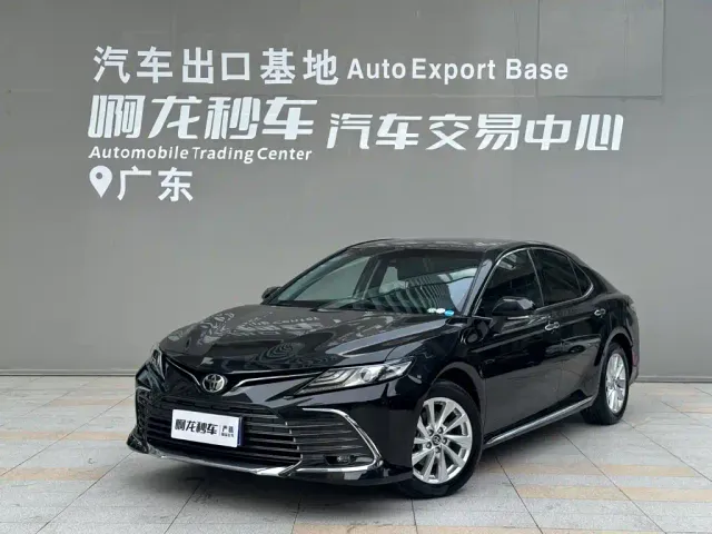 Фотография автомобиля — Toyota Camry