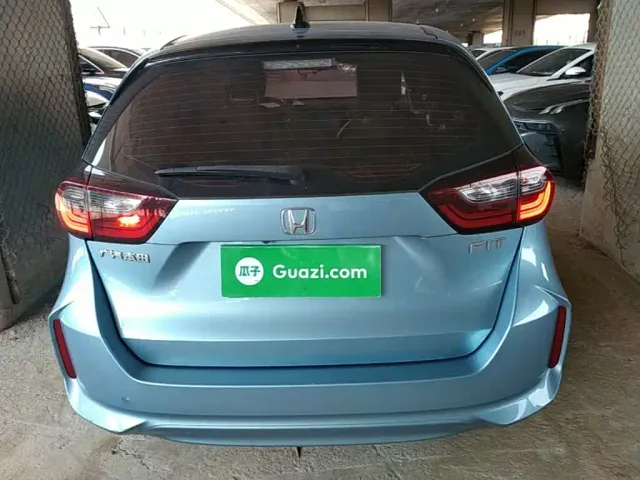 Honda Fit — Фото автомобиля 5