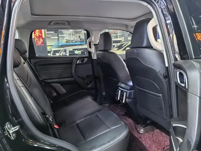 Haval Big Dog — Фото автомобиля 9