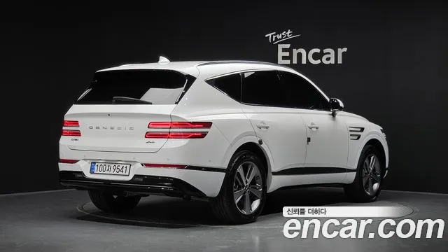 Genesis GV80 — Фото автомобиля 2