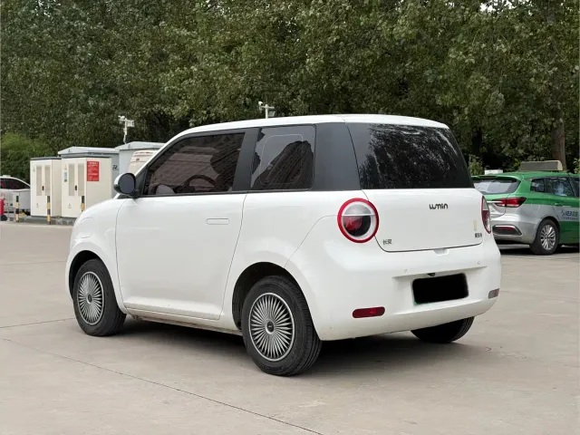 Changan Lumin — Фото автомобиля 10
