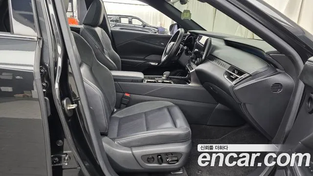 Lexus RX RX450h+ 5th Gen — Фото автомобиля 16