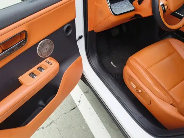Toyota BoZhi 3X — Фото автомобиля 15