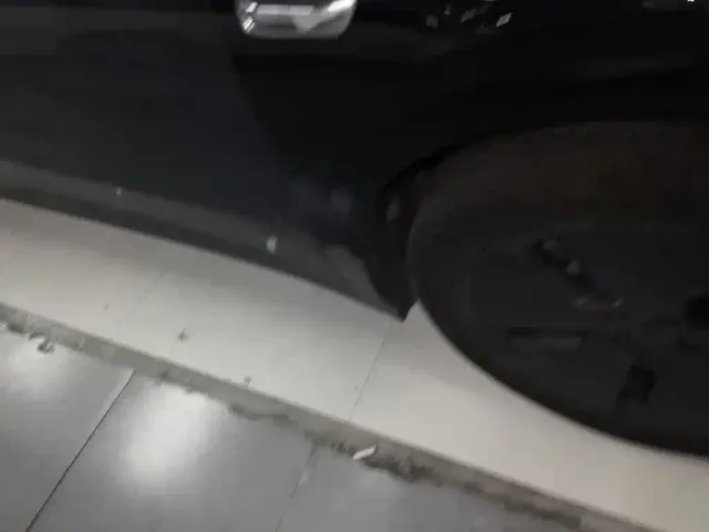 Li Auto Li Auto i6 2025 2WD Base Model — Фото автомобиля 20