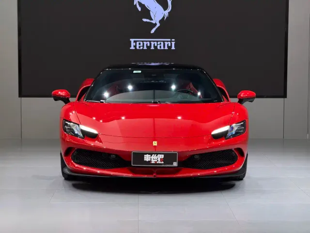 Ferrari 296 — Фото автомобиля 2