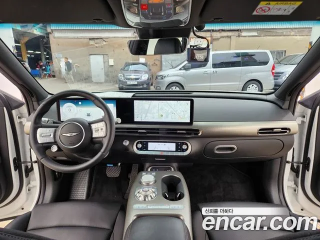 Genesis GV60 — Фото автомобиля 11