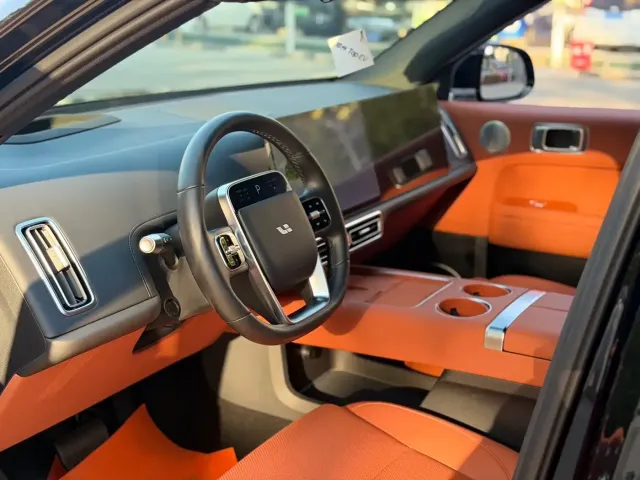 Li Auto Li Auto L6 2024 Pro — Фото автомобиля 10