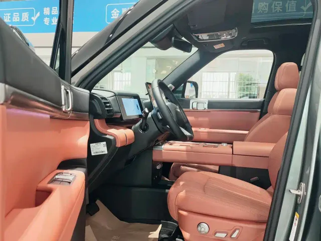 BYD FangChengBao Titanium 7 — Фото автомобиля 9