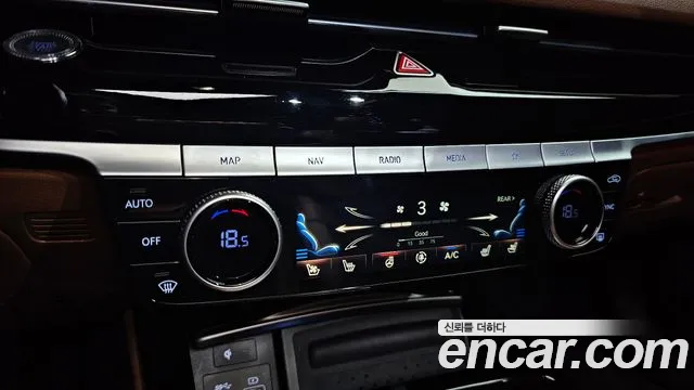 Genesis G80 Бензин 2.5 турбо AWD — Фото автомобиля 16