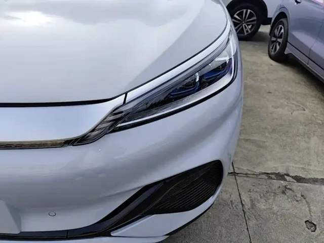BYD Yuan PLUS — Фото автомобиля 23