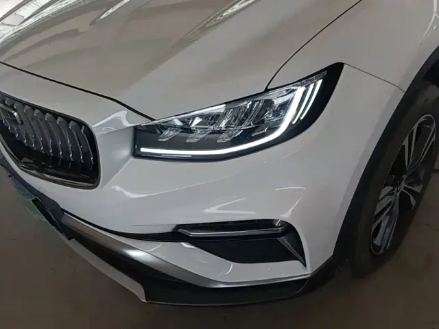 Geely Boyue — Фото автомобиля 23