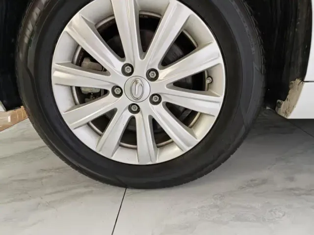 GAC Trumpchi M6 — Фото автомобиля 10