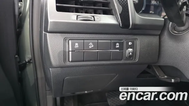 KG_Mobility_Ssangyong Rexton Новый Rexton Sport Дизель 2.2 4WD — Фото автомобиля 28
