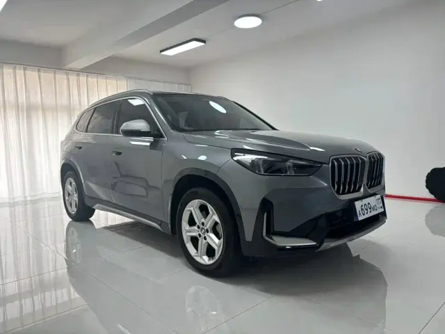 BMW X1 — Фото автомобиля 3
