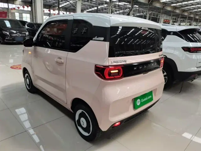 Wuling Hongguang Mini EV — Фото автомобиля 4