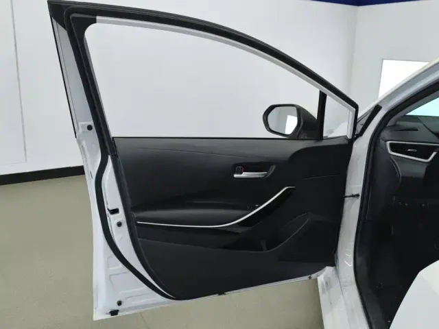 Toyota Corolla — Фото автомобиля 7