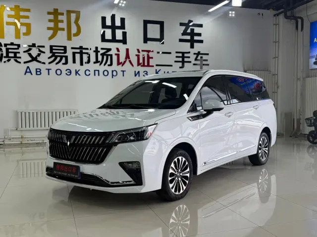 Фотография автомобиля — Wuling Jiachen