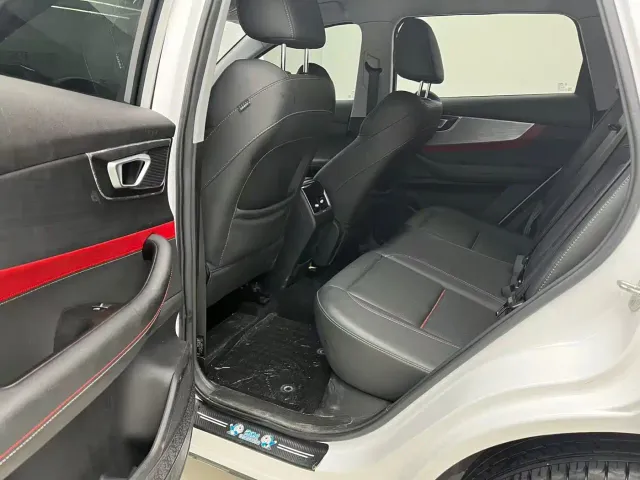 Chery Tiggo 7 — Фото автомобиля 12