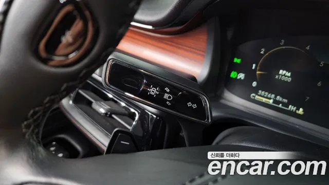 Lincoln Aviator Aviator 2 поколение 3.0 Reserve Jet Package AWD — Фото автомобиля 28