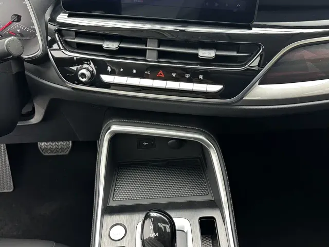 Haval H6 — Фото автомобиля 15