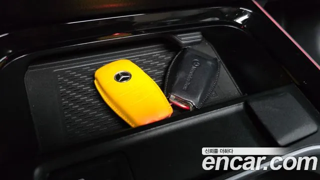 Mercedes-Benz EQB — Фото автомобиля 28