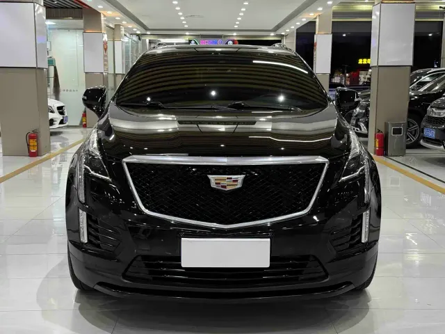 Cadillac XT5 — Фото автомобиля 2
