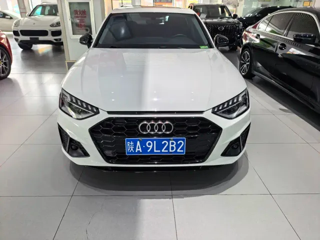 Audi A4L — Фото автомобиля 2